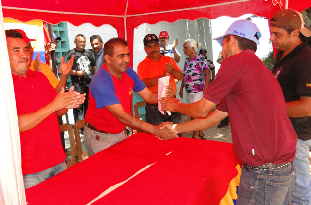 Dos rutas comunales socialistas recibió   consejo comunal San Roque de Tinajita